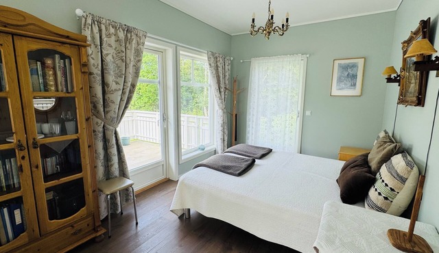 (Private) Room with balcony