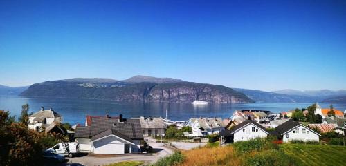 Quiet Fjord House in Utvik with Panoramic Views, Spacious and Private