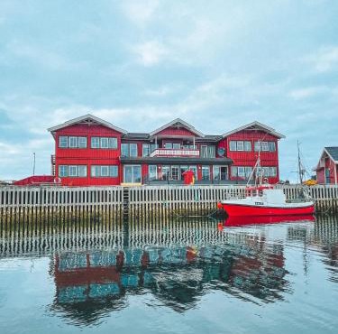 Røst Bryggehotell