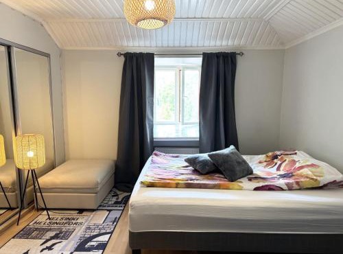 Rautatien ullakkohuoneisto