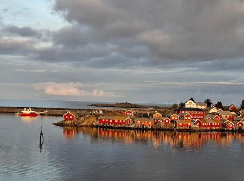 Reine Viewpoint House