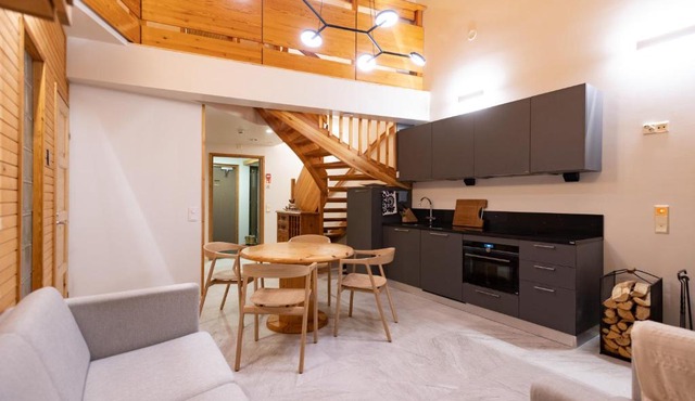 Roggenecke - Pyhä HolySuites - Cosy Ski-In & Ski-Out Apartment with Scenic Views in the Heart of the Ski Resort in Pyhätunturi