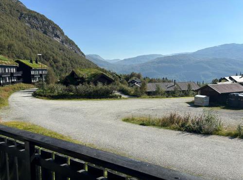 Røldal a home with a view