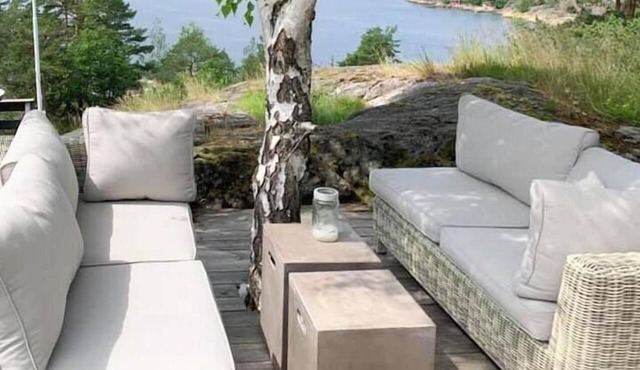 Sail to the cabin and enjoy great design in Kragerø