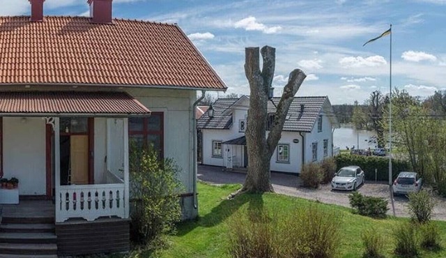 Schoolhouse near the archipelago by the Göta canal