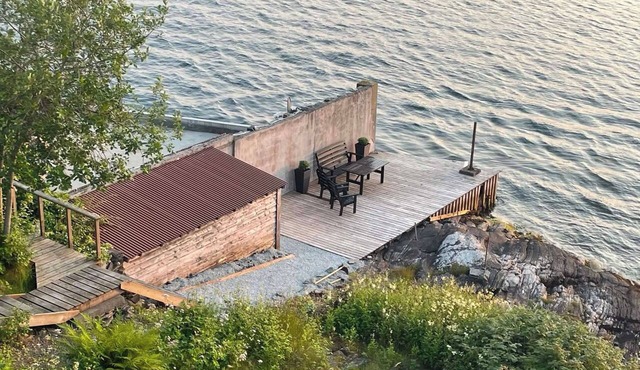 Sea house with private dock near Bergen & Flesland in Bergen