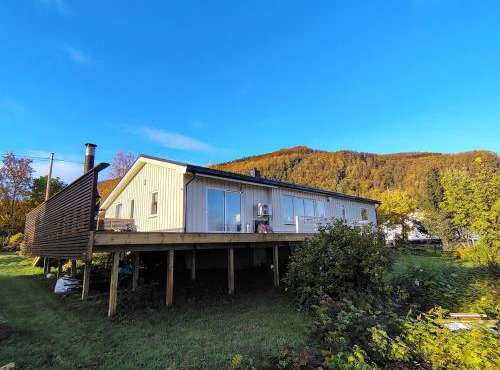 Senja Jøvika Lodge In the heart of Mallangen in Jøvik
