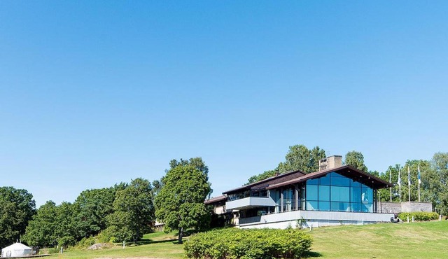 Skåvsjöholm, hotell & konferens