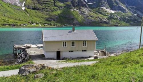 Skjellfjord cabin