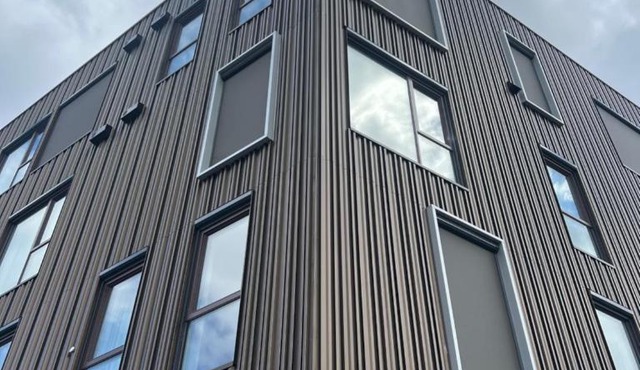 Skudeløken Apartment Hotel in Førde