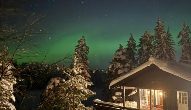 Solhytta Fantastisk beliggenhet! Hytte til leie på Skrim! in Omholt