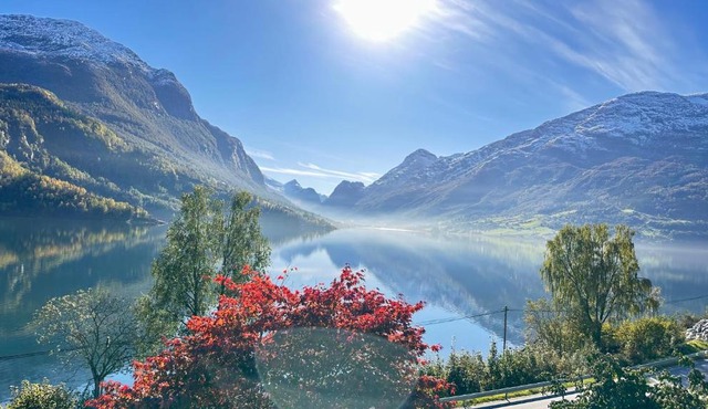 Solvik Apartment - Fjord View in Loen in Loen