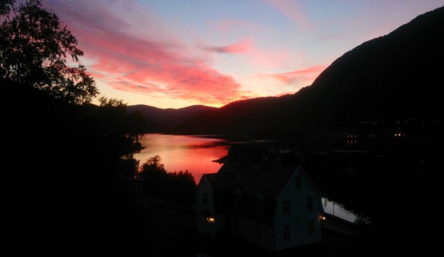 Spacious Apt with Fjord view.