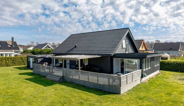 Spacious House near the Beach & Nature outside Halmstad in Eldsberga
