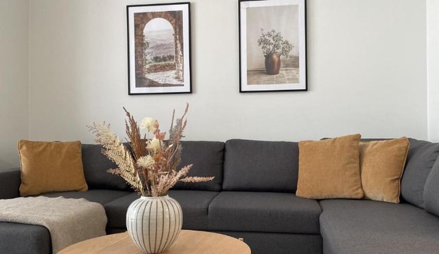Spacious loft apartment with Lake Näsijärvi views in Tampere