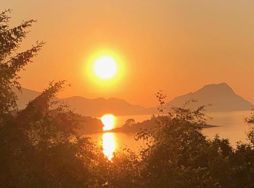 Stadlandet - Årsheim stort øko-retro hus tilleie