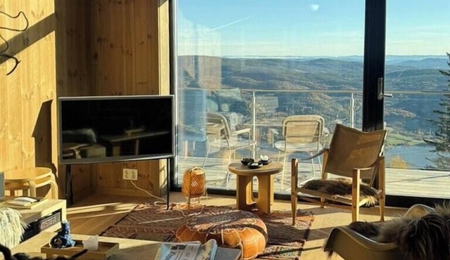 Stay at Norefjell, ski-in/out and panorama