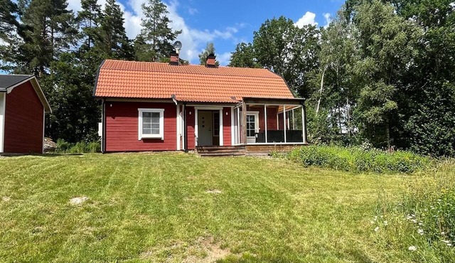 Stillamålen, the cozy Swedish house in the middle of the forest. Dog friendly
