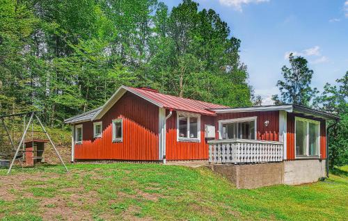 Stunning Home In Annerstad With Wifi