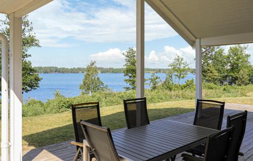 Stunning Home In Bolmsö With Sauna