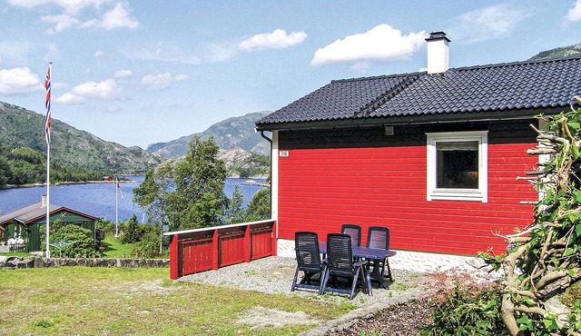 Stunning home in Dalsøyra