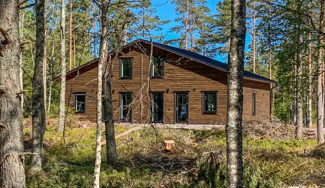 Stunning home in Säffle with WiFi