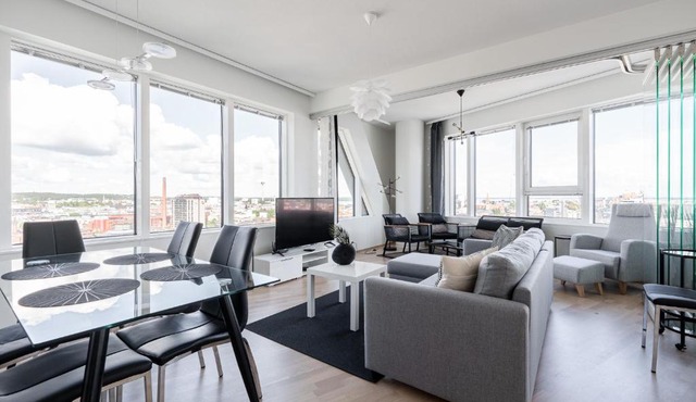 Stunning Views 2BR with Sauna - Nokia Arena in Tampere