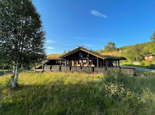Sundebu, Spacious 5-Bedroom mountain cabin near Ski and Hiking