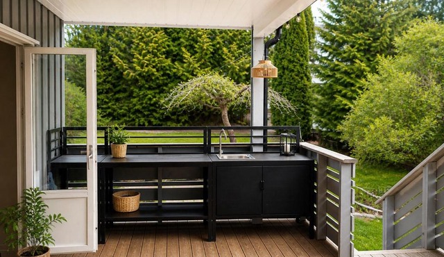 Sunny Garden Stay