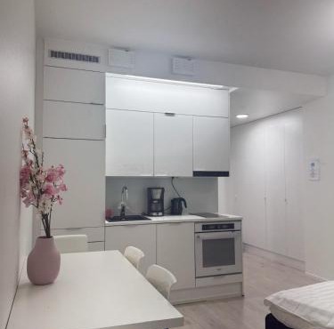 Super Cozy Studio ONLY Steps from Metro & REDI! SELF CHECK-IN! in Helsinki