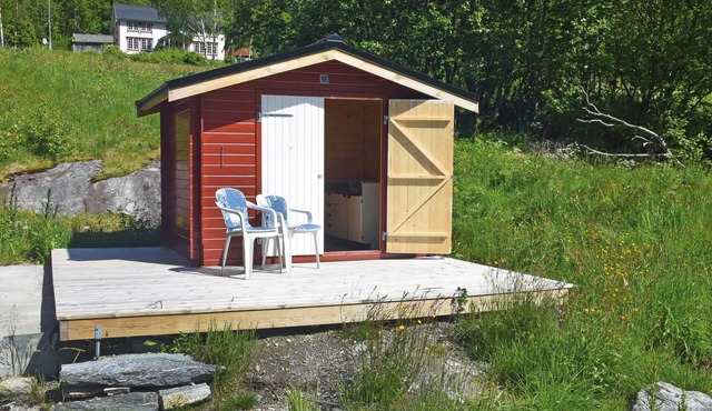 The cozy cottage welcomes you to a pleasant vacation in idyllic surroundings.