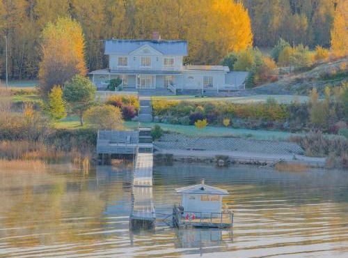 The Dream House By The Glittering Lake Vttern in Stora Forsa