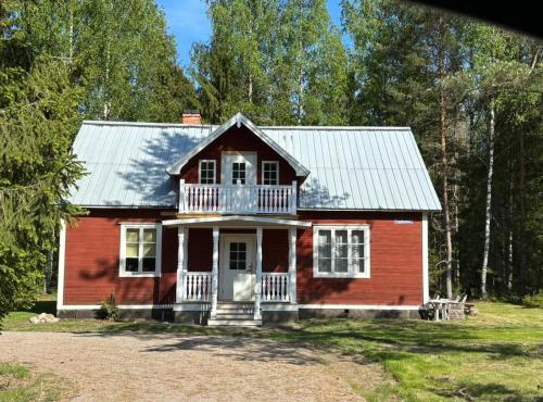 The Red House