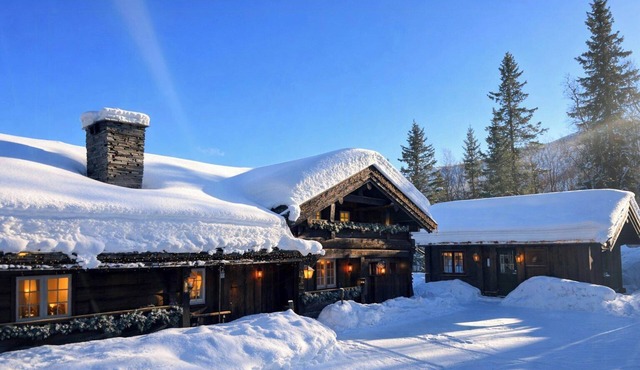 Timber cabin by the ski lift in Hemsedal