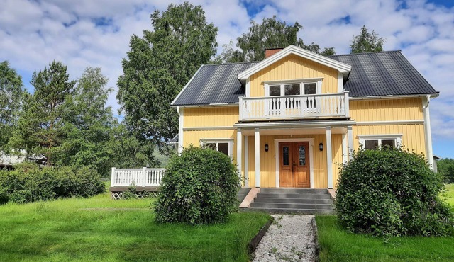 Tolles Ferienhaus in Torsby mit Großem Garten by Interhome