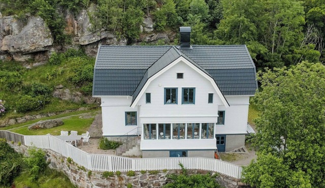 Turn-of-century house by the sea in Lyckorna