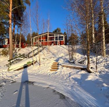 Two-Bedroom Scenic Retreat in Jyväskylä