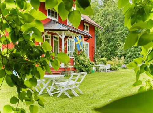 Unikt Boende I Strömsbergs Gamla Järnbruk