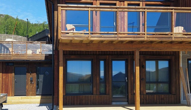Unique cabin by the ski slope in Hovden