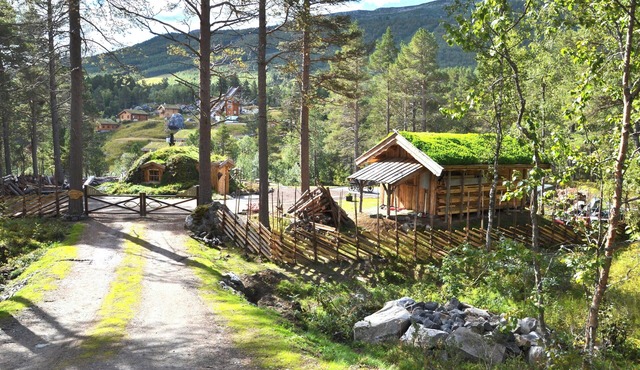 Unique hobbit cabin by Hallingskarvet