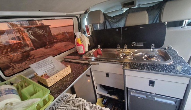 Van-life in Paradise, Glamping seaside view