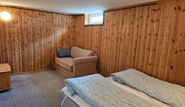 Villa for 10 persons with massage chair, sauna, billiard table and free electric vehicle station for electric cars