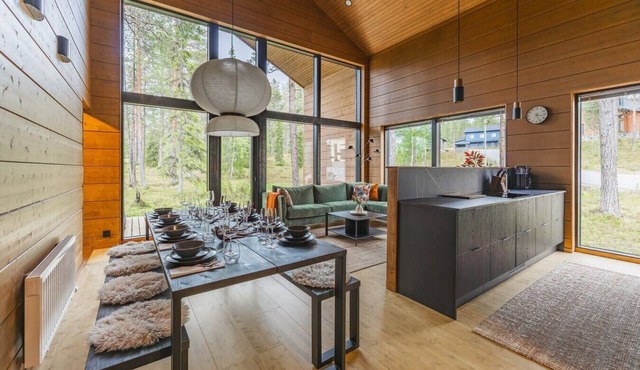 Villa Haltija | Stylish 4BR Villa with Jacuzzi in Äkäslompolo