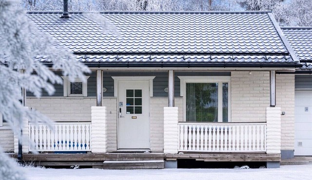 Villa Korpieukko, Private Sauna By Lapland Host in Rovaniemi