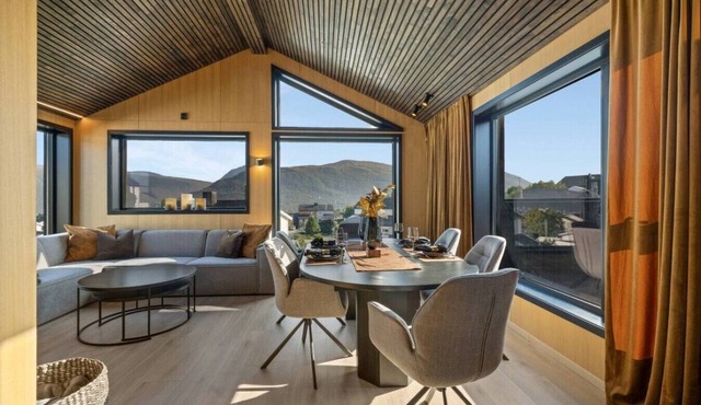 Villa Panorama | Arctic Seasons | Luxury Living in Tromsø