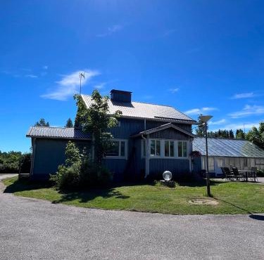 Villa Puutarha, Merikarvia