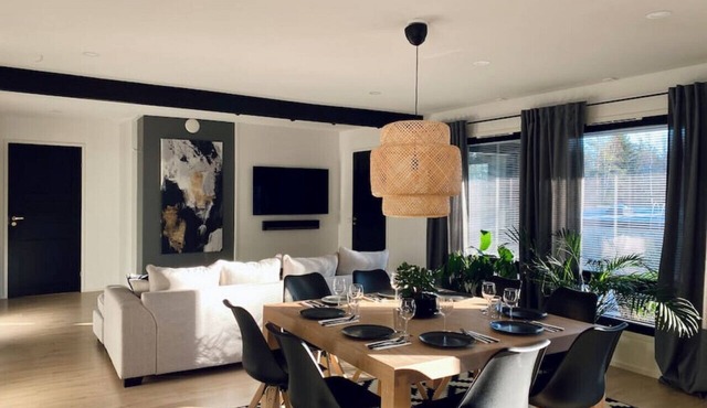 Villa Unikko | Luxury Retreat · Jacuzzi · Sauna in Pori