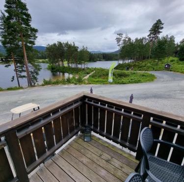 Vrådal Golf, Mountain and Water Views