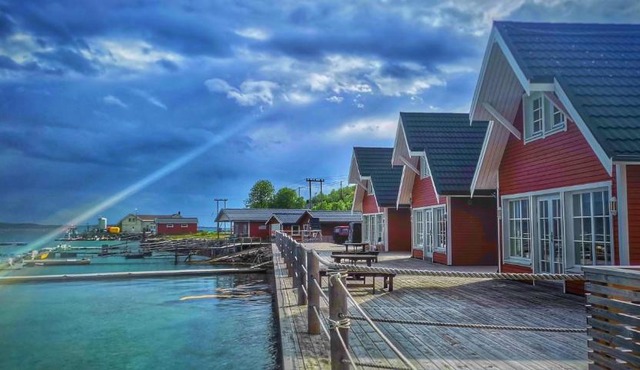 Waterfront Fishermen's Cottages in Tranoy Municipality