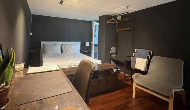 WinterHide - Cosy Large Private Room with Patios-nearby Scandic Business City Center in Stavanger